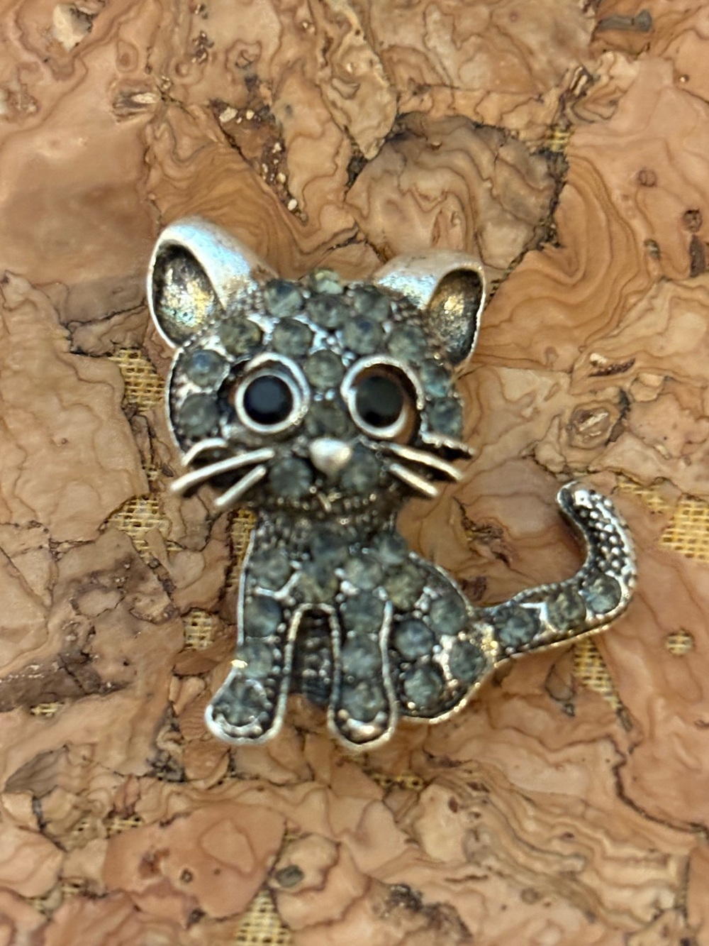 Sweet Small Black and Gray Cat Brooch